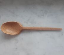 Пластмассовая ложка