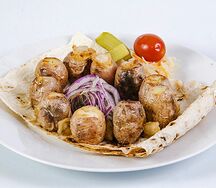 Картофель на углях с курдюком