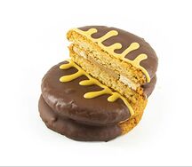 Вупи Пай банановый с солёной карамелью