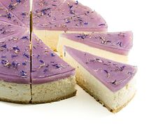 Лавандовый чизкейк с васильком