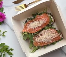 Брускетта с лососем