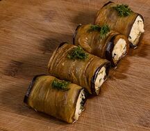 Баклажановые рулетики