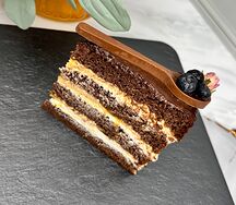 Шоколадный торт Лакомка 