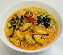 Том ям с мидиями 