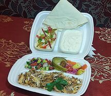 Шаурма с хумусом в тарелке Мистер Руру