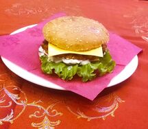 Овощной бургер с цветной капустой