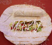 Шаурма вегетарианская со свежими овощами