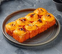 Запеченный ролл с лососем