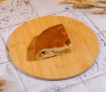 Четверть пирога с капустой