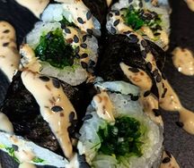 Ролл с чукой