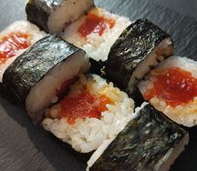 Ролл Спайси с лососем