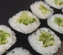 Ролл с огурцом