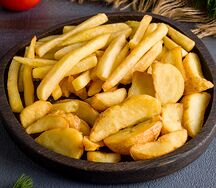 Картошка фри и по-деревенски микс