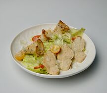Цезарь с куриной грудкой 