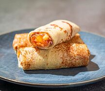 Блины, фаршированные запеченным яблоком