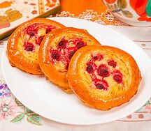 Ватрушка творог и малина