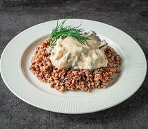 Курица по-строгановски