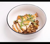 Куриная грудка с гречкой и грибами