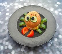 Крабсбургер с котлетой из индейки