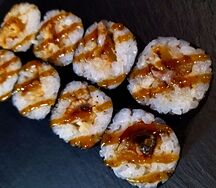 Ролл с угрем