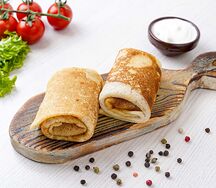 Блинчики с мясом и сметаной 