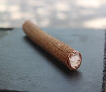 Трубочка шоколадная с кремом