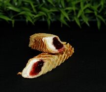 Трубочка с фруктовой начинкой