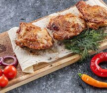 Шашлык из филе бедра курицы