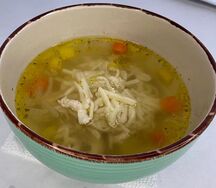 Куриный суп с лапшой