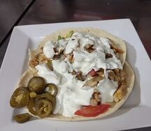 Шаверма в пите острая с халапеньо