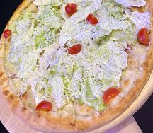 Пицца Цезарь с курицей 