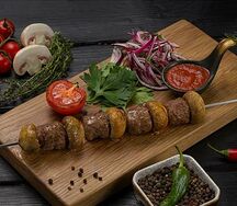 Люля-кебаб из говядины с шампиньонами