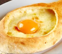 Хачапури по-аджарски