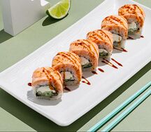 Филадельфия с лососем татаки