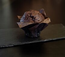 Маффин шоколадный с шоколадной крошкой