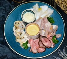 Мясная тарелка