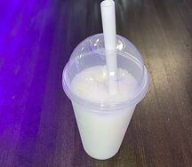Молочный коктейль ванильный