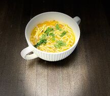 Куриный суп с лапшой