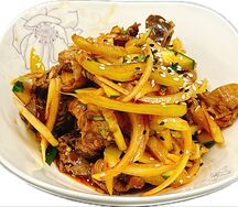 А5 Салат с куриными желудками и овощами
