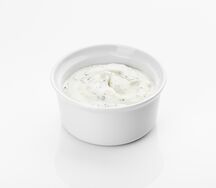 Домашний сметанно-чесночный соус