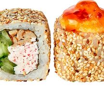 Ролл Дубай, запеченный с крабом и омлетом