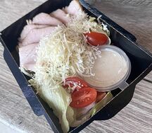 Цезарь с курой