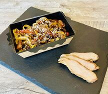 Вок с курой и овощами