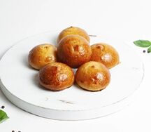 Пирожок с картошкой и жареным луком