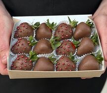 12 клубник в шоколаде №8