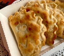 Преснячки с картофелем и грибами