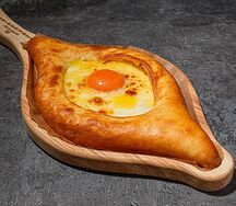Хачапури по-аджарски