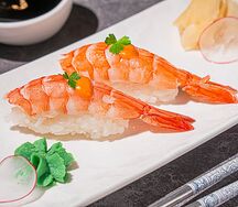 Суши с креветкой