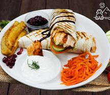 Египетская шаверма на тарелке