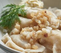 Вареники с картофелем и шкварками